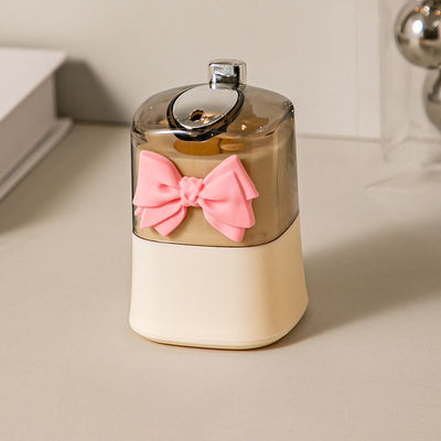 מתקן קיסמים אוטומטי בעיצוב קריאטיבי – קטן, חכם ומפתיע כל אורח!